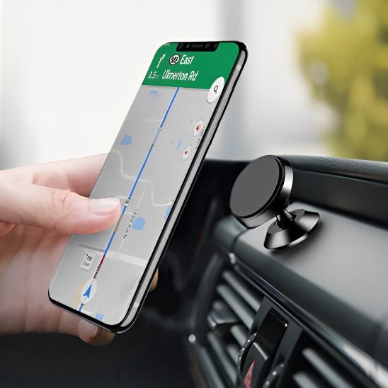 Téléphone prêt à installer sur son support de téléphone